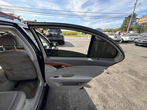 Used 2003 Mercedes-Benz E 320 Sedan image 18