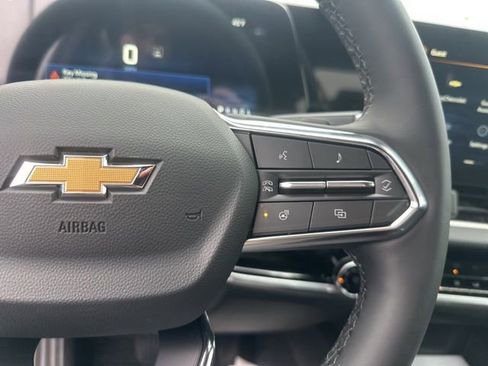 New 2026 Chevrolet Equinox LT w/ Safety and Technology Package FWD image 21