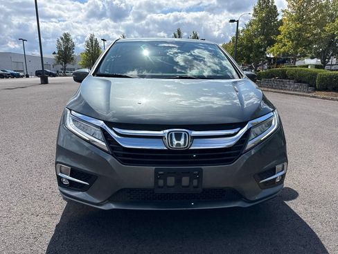 Used 2018 Honda Odyssey Elite image 2