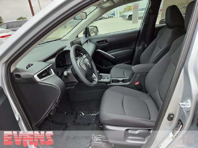 New 2026 Toyota Corolla Cross LE FWD image 18