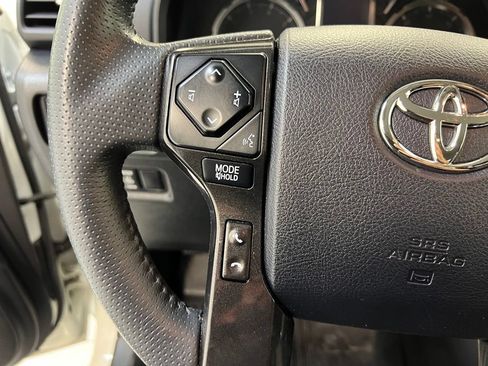 Used 2021 Toyota 4Runner TRD Off-Road AWD/4WD image 20