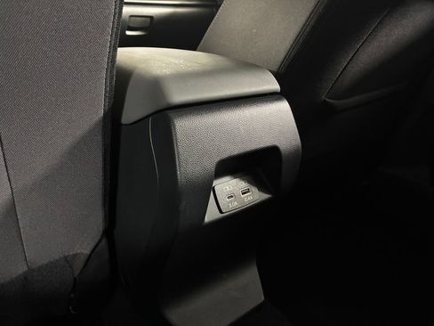 Certified 2025 Subaru Crosstrek 2.0i Premium image 19