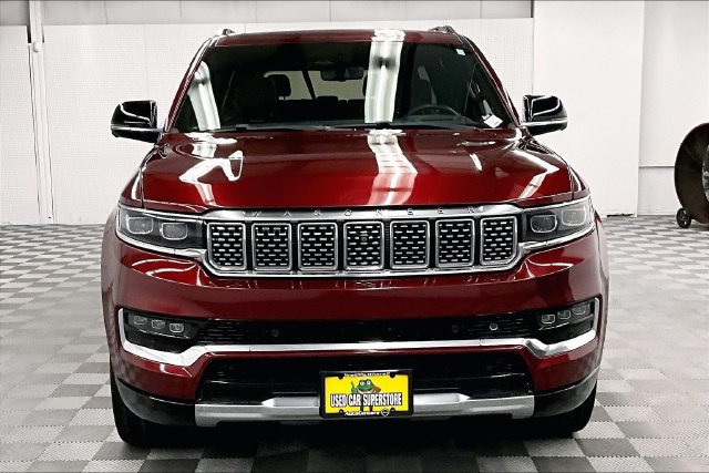 Used 2023 Jeep Grand Wagoneer Series III AWD/4WD image 4