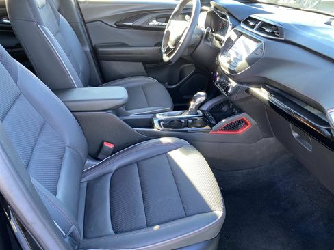 Used 2023 Chevrolet TrailBlazer RS image 24