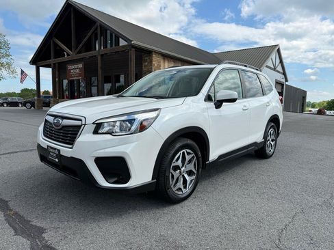 Used 2020 Subaru Forester Premium AWD/4WD image 2