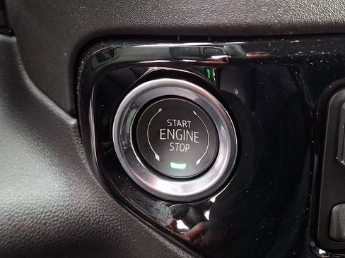 New 2026 GMC Sierra 1500 Elevation image 16