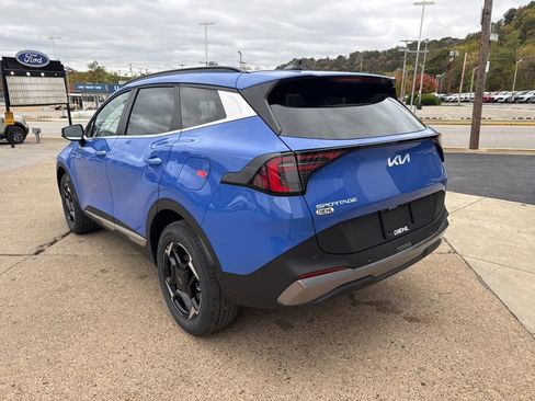 New 2026 Kia Sportage EX w/ EX Panorama Roof Package image 5