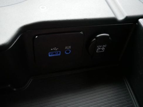 Used 2017 RAM 1500 Classic SLT image 27