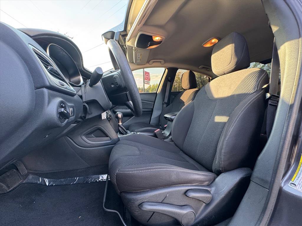 Used 2015 Dodge Dart SXT FWD image 17
