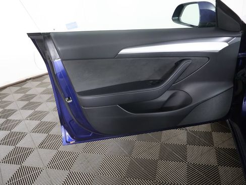 Used 2023 Tesla Model 3 Standard Range RWD image 23