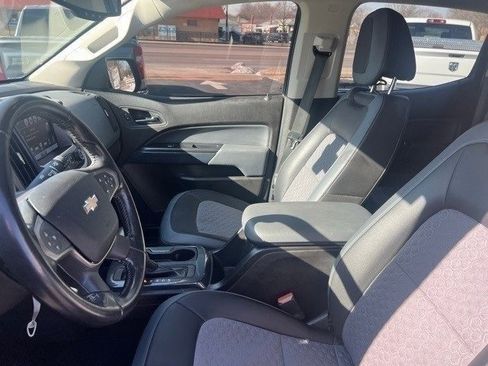 Used 2016 Chevrolet Colorado Z71 image 9