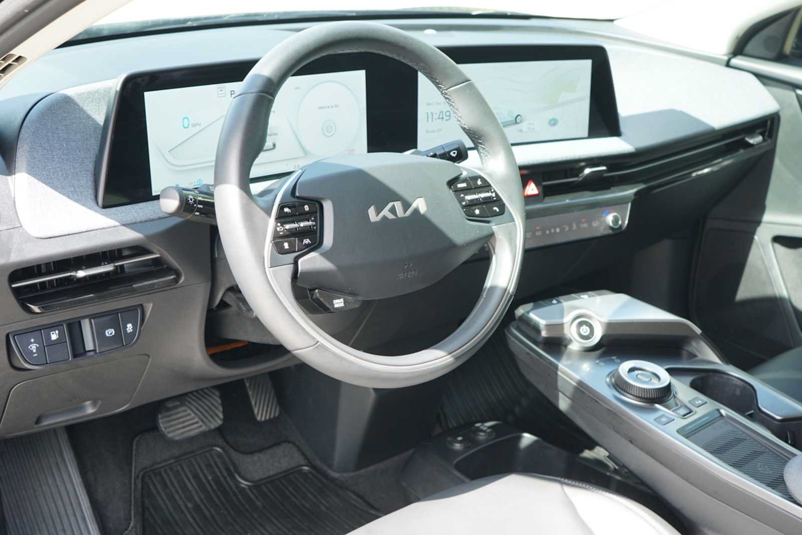 Certified 2024 Kia EV6 Light RWD image 7