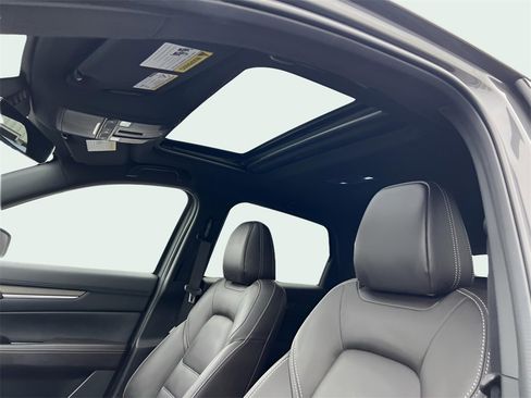 Used 2025 MAZDA CX-5 Signature image 8