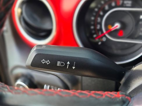 Used 2020 Jeep Gladiator Rubicon image 32