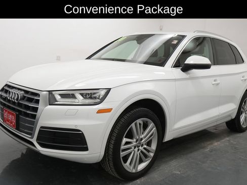 Used 2020 Audi Q5 2.0T Premium Plus w/ Premium Plus Package AWD/4WD image 3