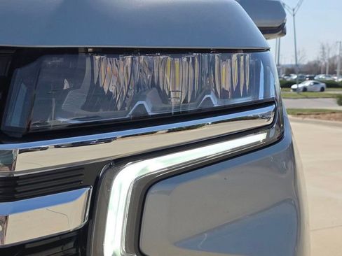 Used 2023 Chevrolet Tahoe LT w/ Luxury Package AWD/4WD image 9
