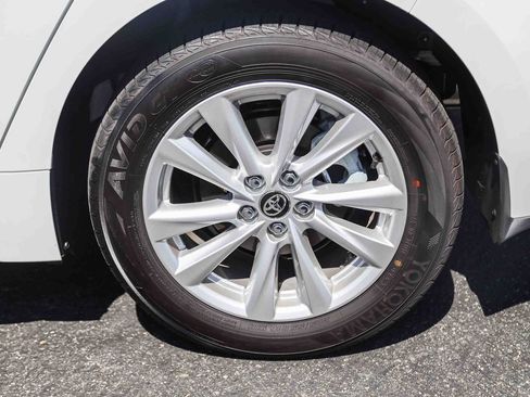 Certified 2026 Toyota Corolla SE FWD image 9