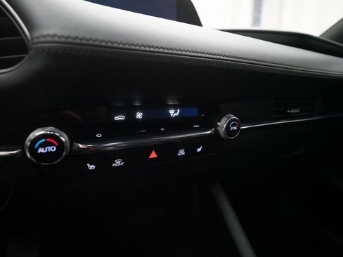 Used 2023 MAZDA MAZDA3 s image 21