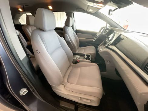 Used 2019 Honda Odyssey EX image 25
