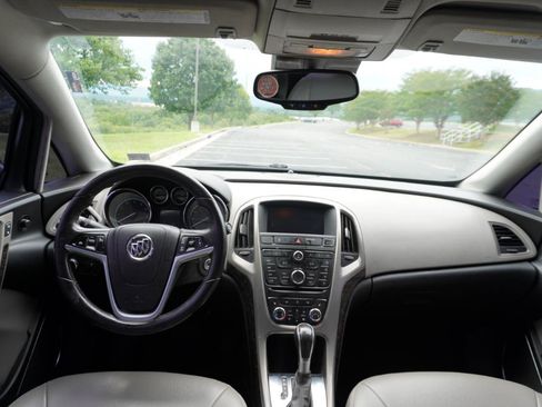 Used 2017 Buick Verano Sport Touring FWD image 33