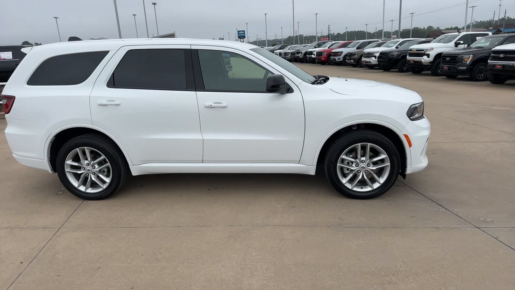 Used 2026 Dodge Durango GT AWD/4WD image 2