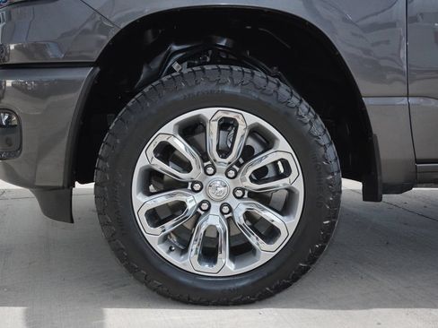 Used 2025 RAM 1500 Tradesman w/ Night Edition RWD image 10