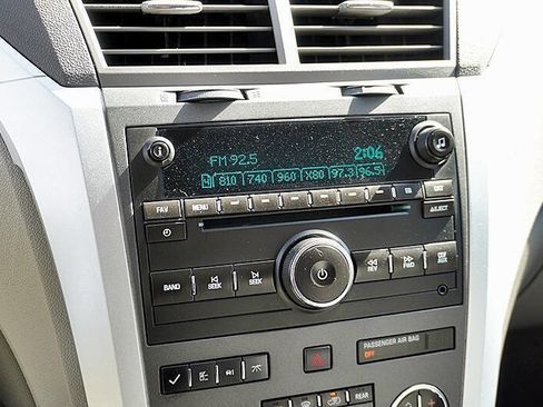 Used 2012 Chevrolet Traverse LT image 27