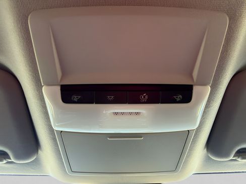 Certified 2025 Nissan Sentra SV FWD image 23