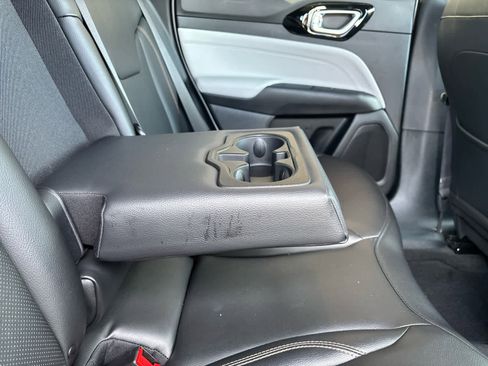 Used 2023 Jeep Compass Limited image 36