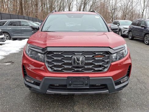 Used 2022 Honda Passport TrailSport image 2