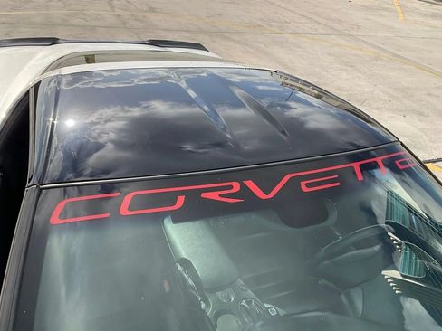 Used 2005 Chevrolet Corvette Coupe w/ Preferred Equipment Group RWD image 48