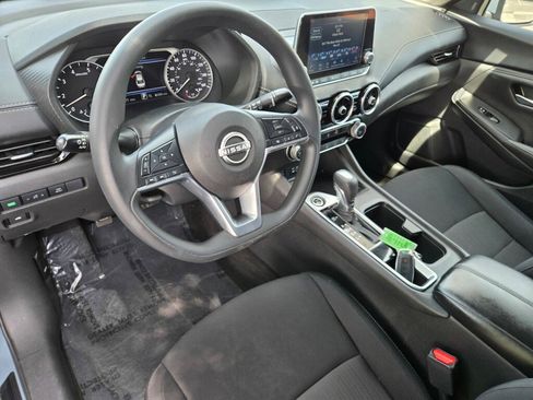 Used 2024 Nissan Sentra SV FWD image 12