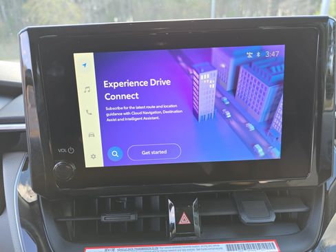 Used 2026 Toyota Corolla LE image 24