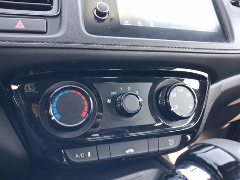 Used 2019 Honda HR-V Sport image 24