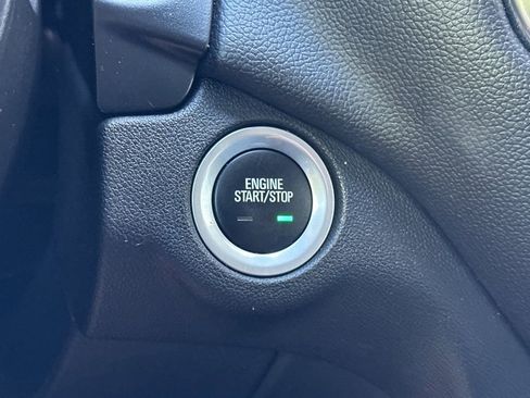 Used 2024 Chevrolet Equinox LT AWD/4WD image 23