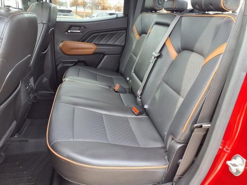 Used 2024 GMC Canyon AT4 w/ AT4 Premium Package image 24