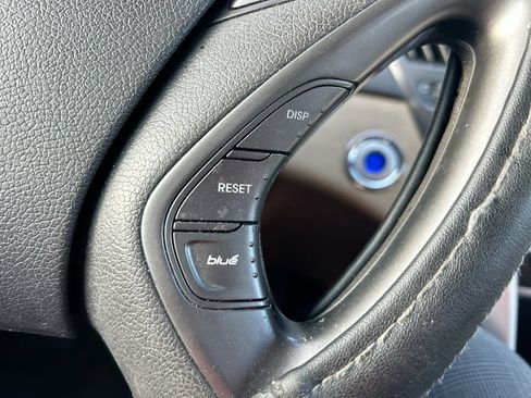 Used 2011 Hyundai Sonata Hybrid FWD image 17