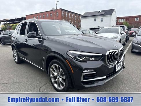 Used 2021 BMW X5 xDrive40i w/ Convenience Package AWD/4WD image 2