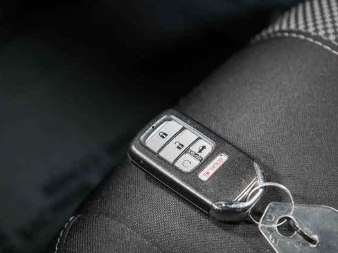 Used 2020 Honda Civic Sport image 28