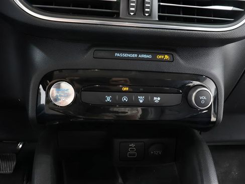 Used 2025 Ford Escape Platinum AWD/4WD image 10