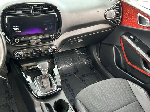 Certified 2023 Kia Soul GT-Line image 15