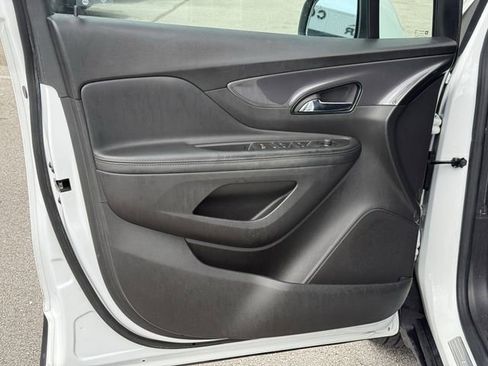Used 2022 Buick Encore Preferred w/ Safety Package FWD image 29