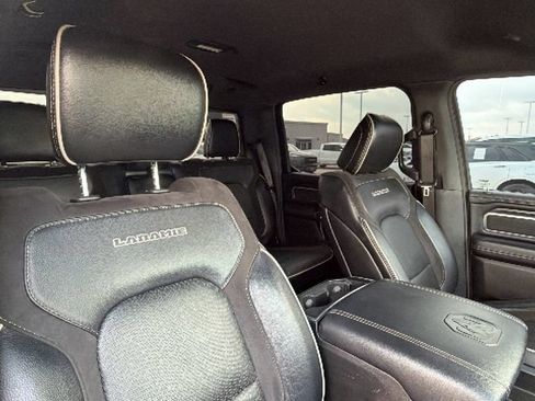 Used 2023 RAM 1500 Laramie AWD/4WD image 32