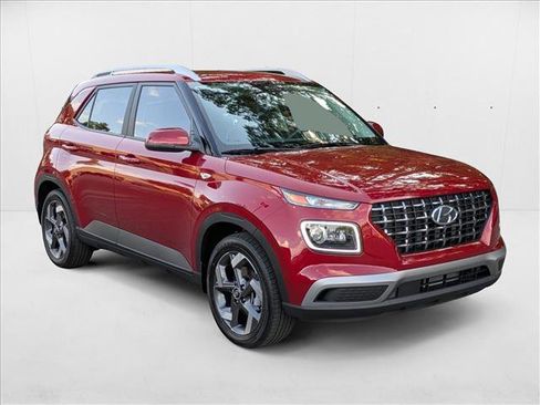 New 2025 Hyundai Venue Limited image 9
