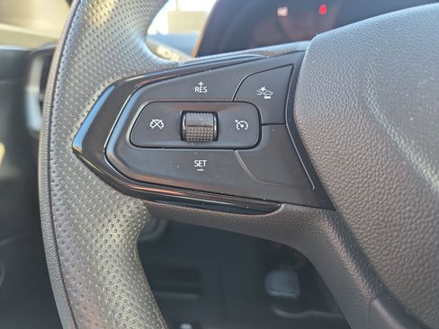 Used 2025 Chevrolet TrailBlazer LT w/ Driver Confidence Package image 18