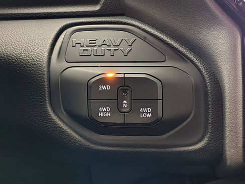 New 2026 RAM 2500 Big Horn AWD/4WD image 33