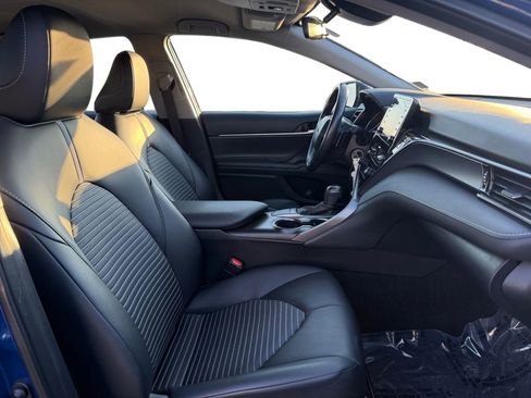 Used 2024 Toyota Camry SE image 17