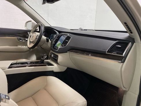 Used 2018 Volvo XC90 T6 Momentum w/ Convenience Package AWD/4WD image 68