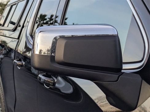 Used 2021 GMC Sierra 1500 SLE w/ LPO, GMC Protection Package image 12