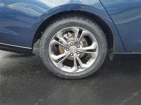 Certified 2024 Honda Accord EX-L image 7